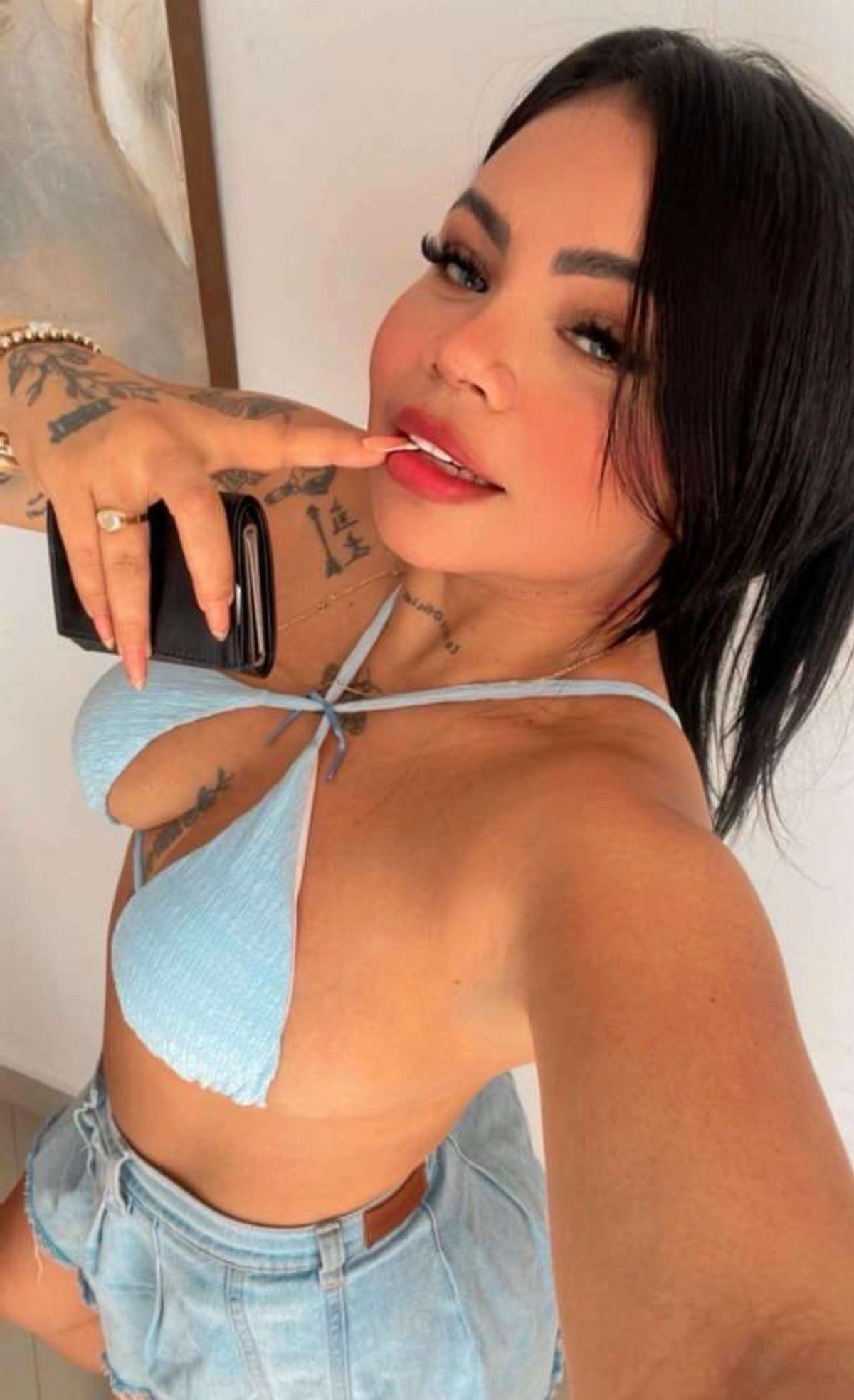 Quinn in bikini